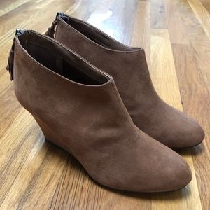 CL Laundry VIA Ankle Bootie